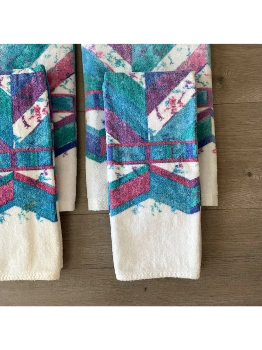 Vintage 80s Geometric Design Bathroom Towels Teal Pink White